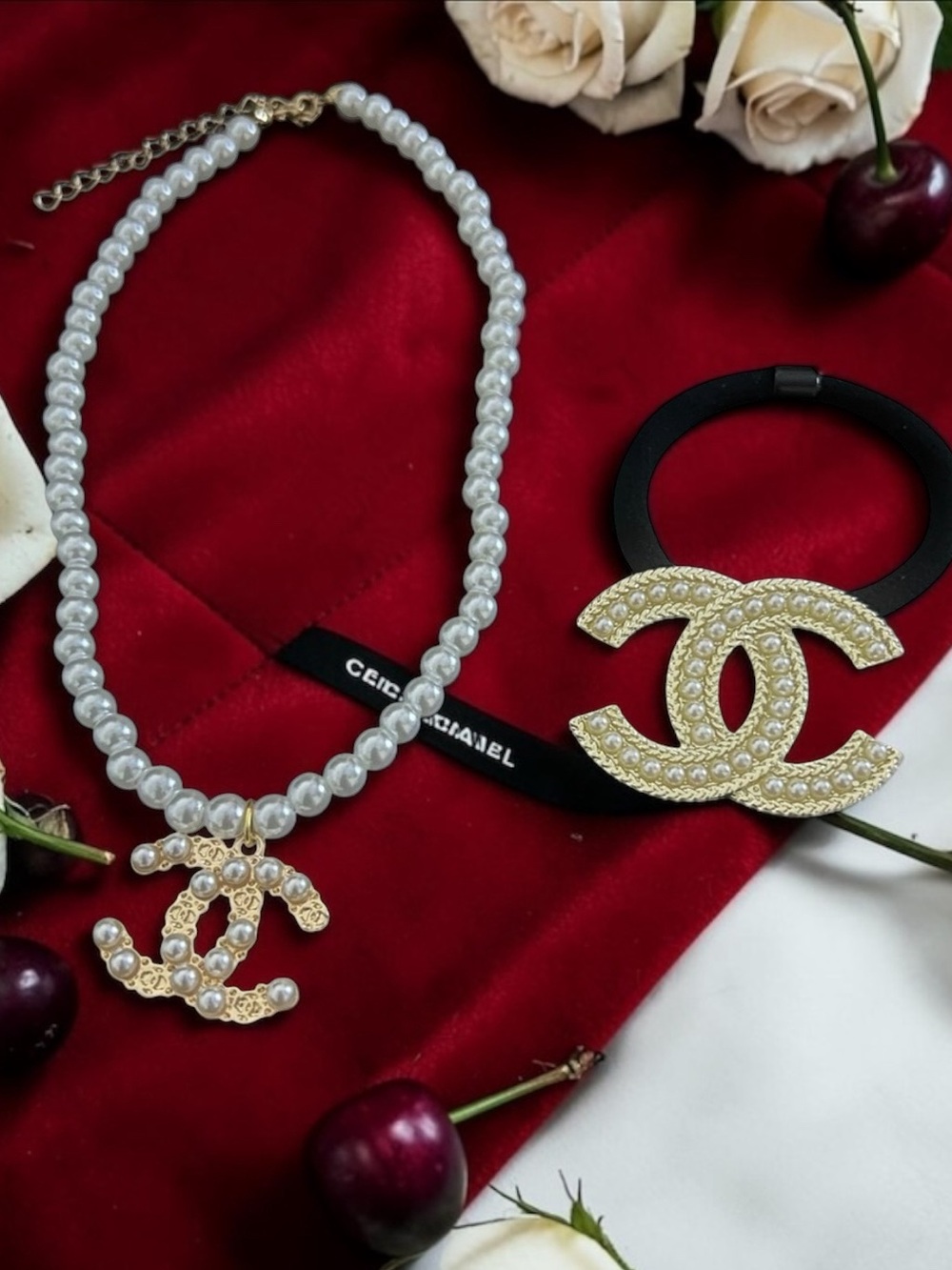 Pearl Bead Necklace and Logo Hair Tie Set - Gold & White